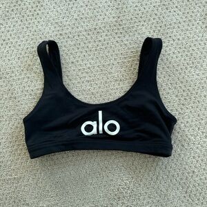 alo sports bra